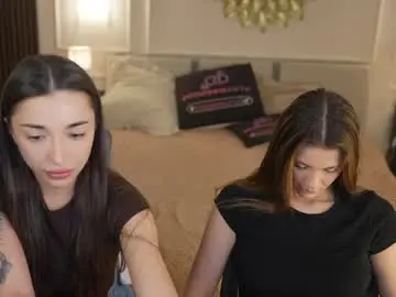 Chaturbate Adult Webcams of kira0541