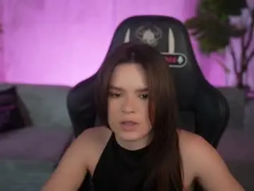 Chaturbate Live Sex Cam of kira0541