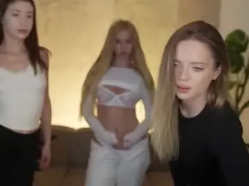 Chaturbate Live Sex of kira0541