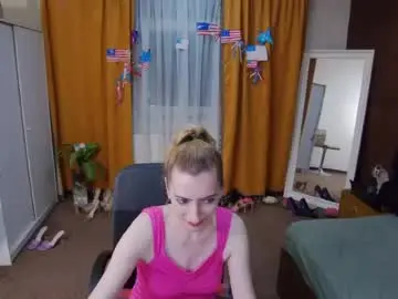 Chaturbate Adult Webcams of evelynreagan