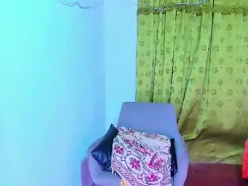 Chaturbate Free Live Porn of squirt_dirty_anal