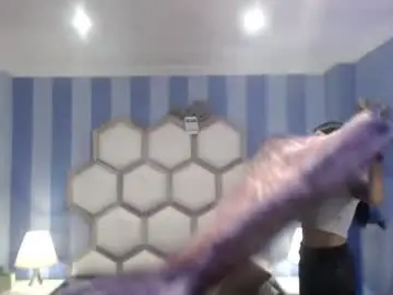 Chaturbate Free Porn Cam of yvi_taylor