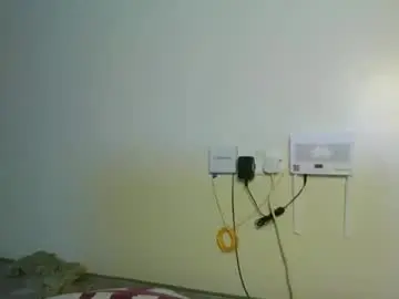 Chaturbate Watch Live Sex Cams of melanie_bae1
