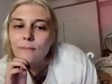 Chaturbate Free Porn Cam of bloom_ella