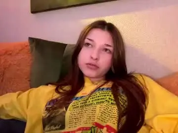 Chaturbate Live Sex Cam of lakiaeskuchen