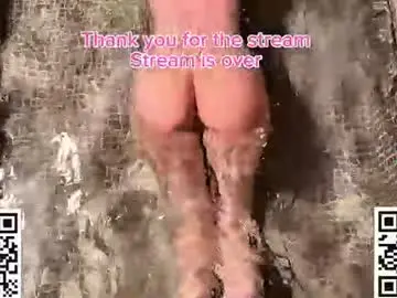 Chaturbate Free Porn Cam of the_penguin_queen
