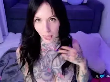 Chaturbate Live Sex Cam of harliequinnx