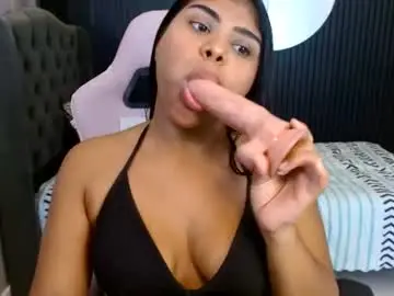 Chaturbate Live Sex Cam of nareya_asha