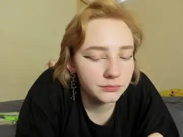 Chaturbate Nude Webcam of lexy_l0vy