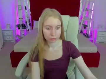Chaturbate Nude Webcam of alina__blonde