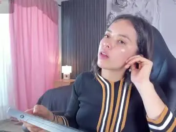 Chaturbate Live Sex of cherrybombs_