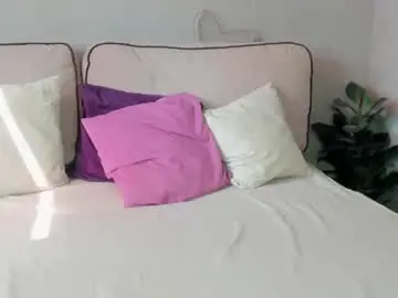 Chaturbate Watch Live Sex Cams of berta_kelly