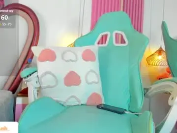 Chaturbate Best live sex cam show of emmacrush