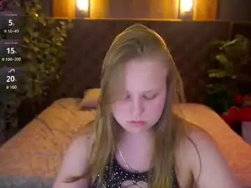 Chaturbate Nude Webcam of crystallpaws_