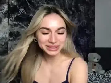 Chaturbate Best live sex cam show of miri07