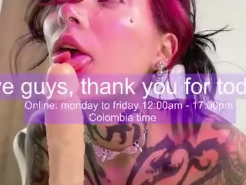 Chaturbate Free Porn Cam of sara_queen9