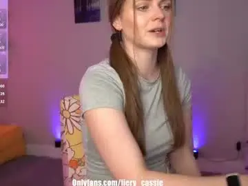 Chaturbate Nude Webcam of fiery_redhead