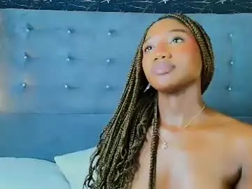 Chaturbate Live Sex Cam of ebony_petitee