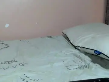 Chaturbate Live Sex Cam of queenchloe1