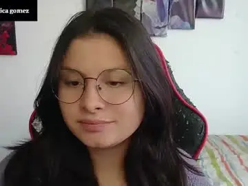 Chaturbate Nude Webcam of yessica_gomez01