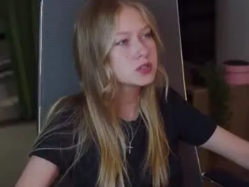 Chaturbate Sex Chat of evemundie