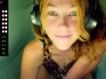 Chaturbate Free Porn Cam of its_lily