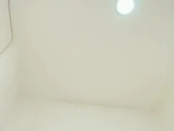 Chaturbate Sex Chat of ema_foxxy