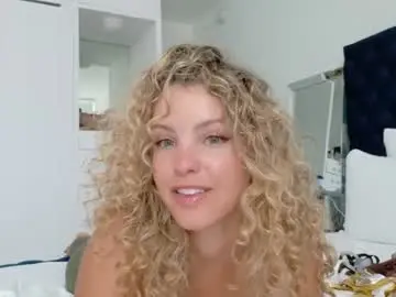 Chaturbate Free Live Porn of theislandgirl