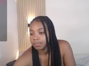 Chaturbate Live Sex Cam of ivyadams7