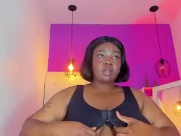 Chaturbate Live Sex Cam of roxy_sexy69