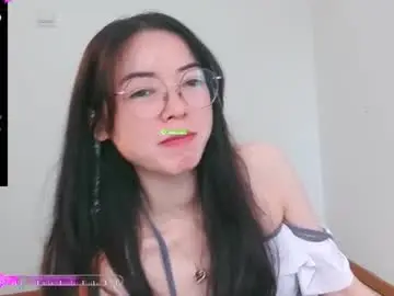 Chaturbate Free Live Porn of happyluckyrose