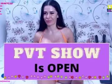Chaturbate Live Sex Cam of spicybrunnete