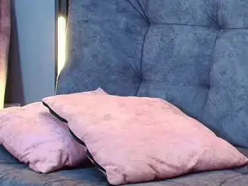 Chaturbate Free Porn Cam of brunette_candyy_