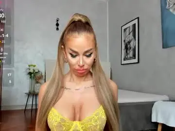 Chaturbate Best live sex cam show of elinamoon_