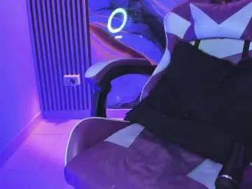 Chaturbate Live Sex Cam of chloe_jacksonn