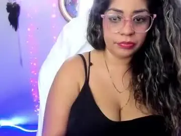 Chaturbate Watch Live Sex Cams of latinamav22
