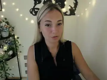 Chaturbate Live Sex Cam of vanessa_joy_