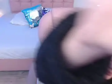 Chaturbate Nude Webcam of zoee_joness
