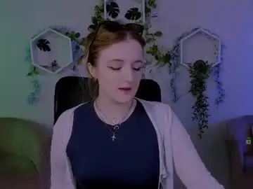 Chaturbate Adult Video Chat of luna_berryy