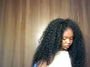 Chaturbate Live Porn of pixie_roman