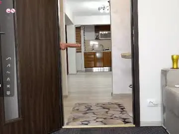 Chaturbate Live Sex Cam of carmela_fox