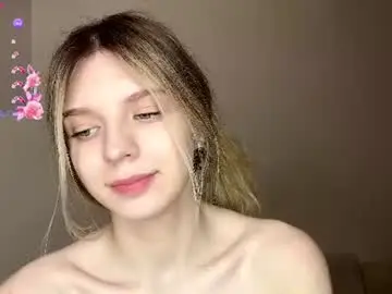 Chaturbate Watch Live Sex Cams of chloe_show