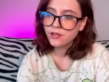 Chaturbate Live Sex Cam of diana_floweri