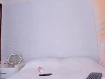 Chaturbate Adult Video Chat of alondrasoomer