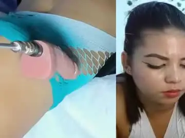 Chaturbate Watch Live Sex Cams of emily_thompson__33
