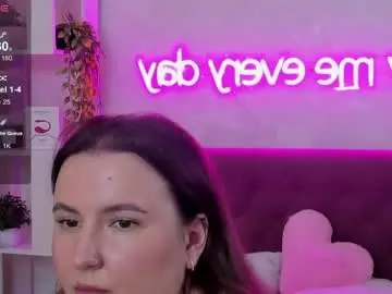 Chaturbate Live Sex Cam of katyaneilson