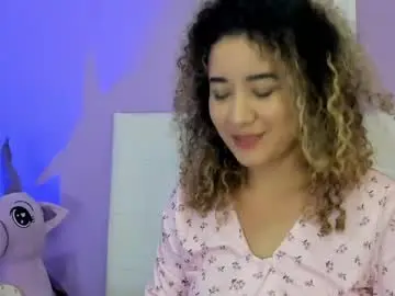 Chaturbate Live Sex Cam of charlotte1117