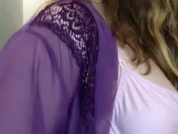 Chaturbate Adult Video Chat of briarwynn