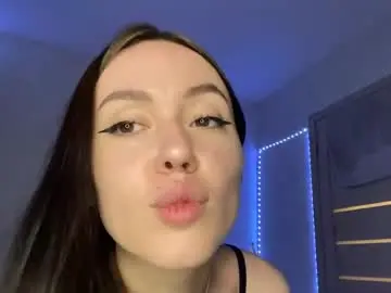 Chaturbate Live Sex Cam of lakeshiaedemann
