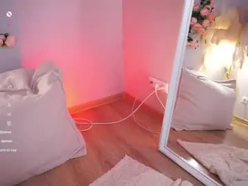 Chaturbate Live Sex Cam of lureofeva_